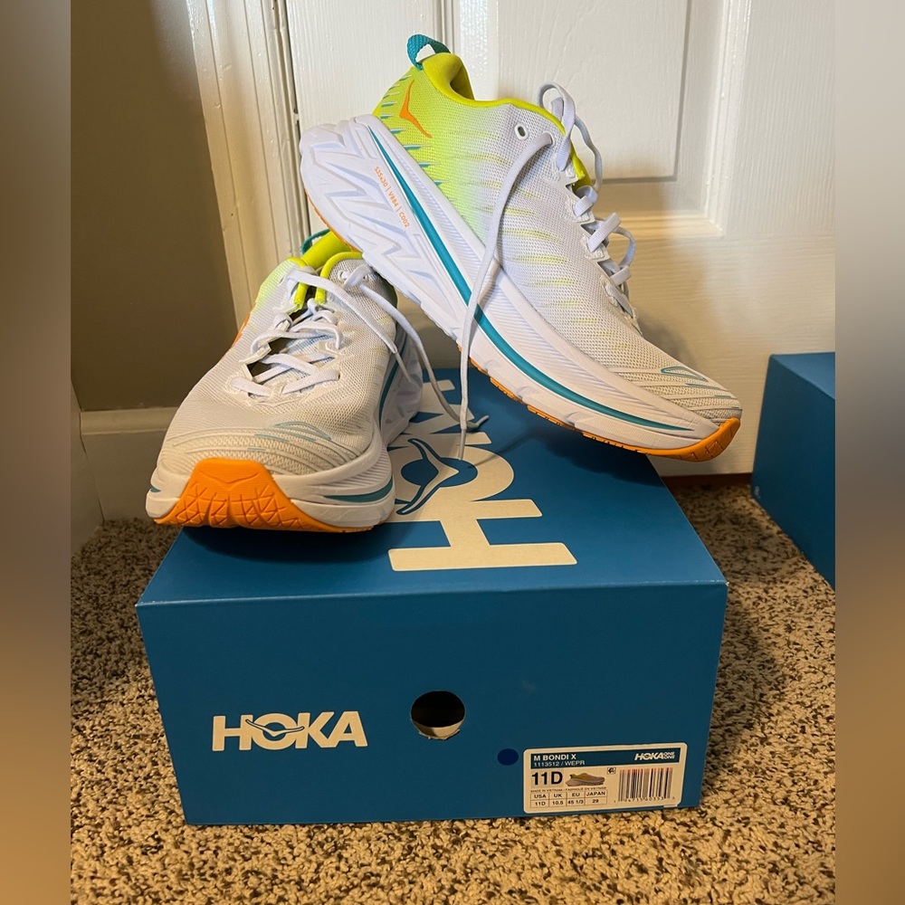 Hoka Men Bondi X 11D